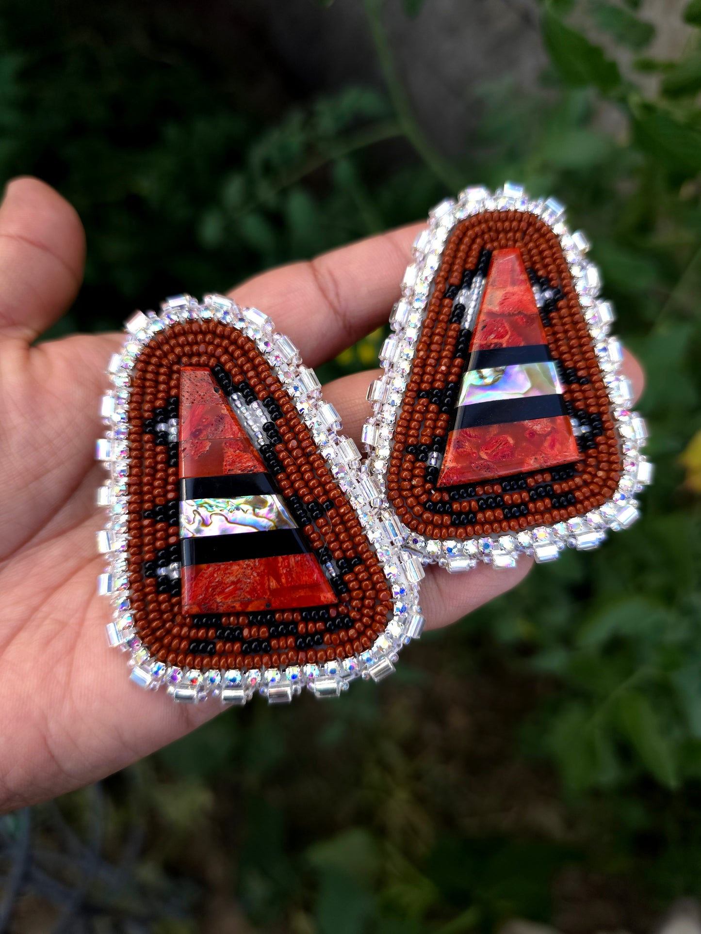 Inlay centered beaded earrings on leverback posts