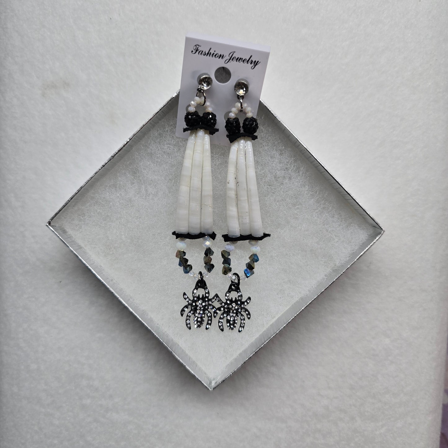 Dentalium shell earrings, spider/black